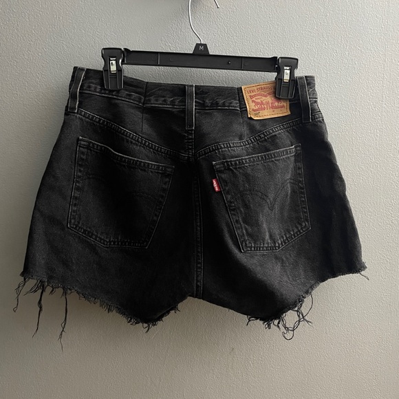 Levi’s 501 Black Denim Distressed Cutoff Shorts - Picture 2 of 7